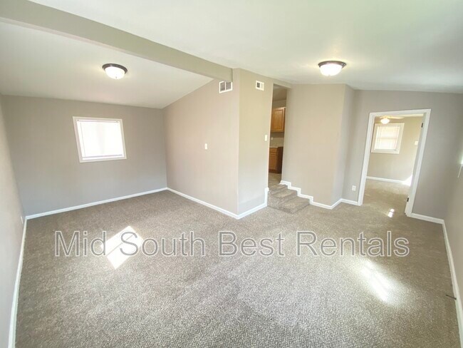 Foto del edificio - 625 W Raines Rd