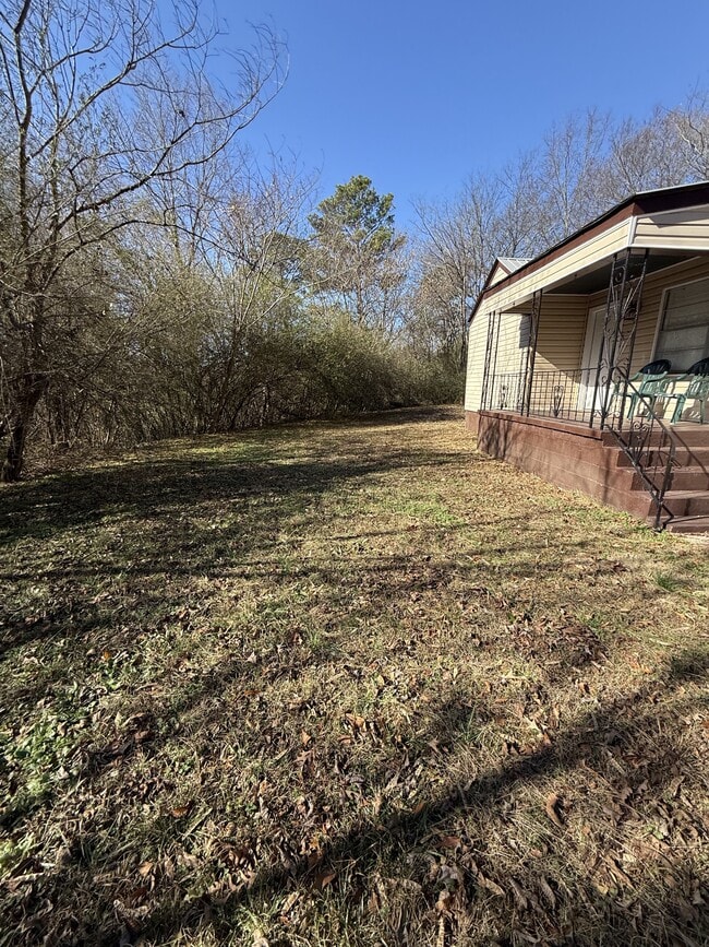 Foto del edificio - 1633 Yvonne Dr