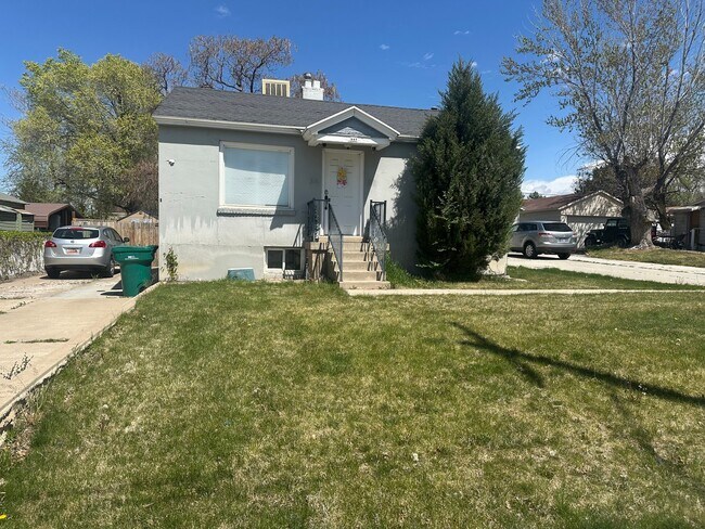 Foto del edificio - 449 Center St