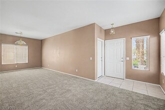 Building Photo - 3468 Momentum Ct