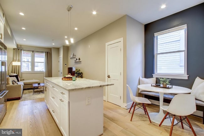 Building Photo - 1636 Trinidad Ave NE