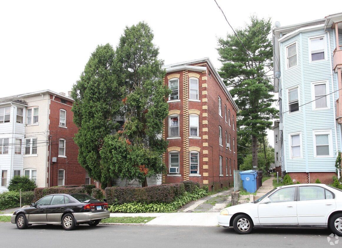 Foto principal - 96 Gold St
