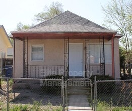 Building Photo - 1639 E Orman Ave