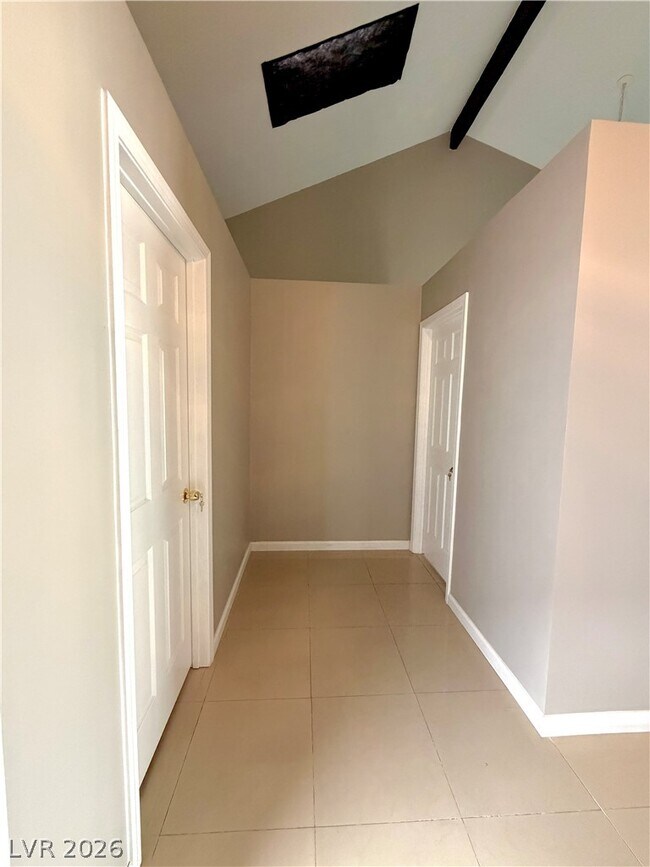 Foto del edificio - 4407 De Forest St