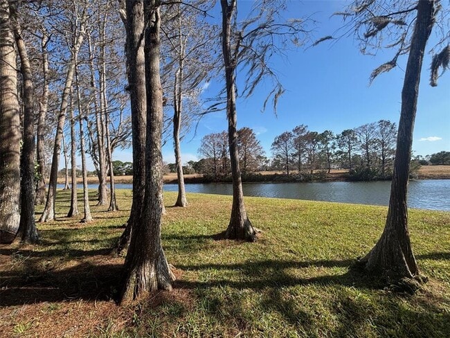 Building Photo - 2679 Runyon Cir