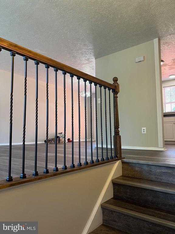 Building Photo - 24112 Sugar Cane Ln