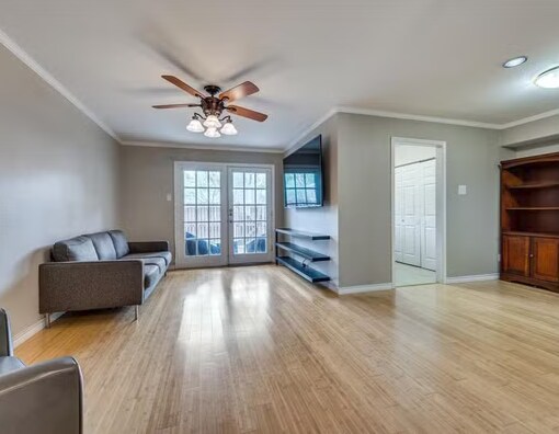 Building Photo - 16301 Ledgemont Ln