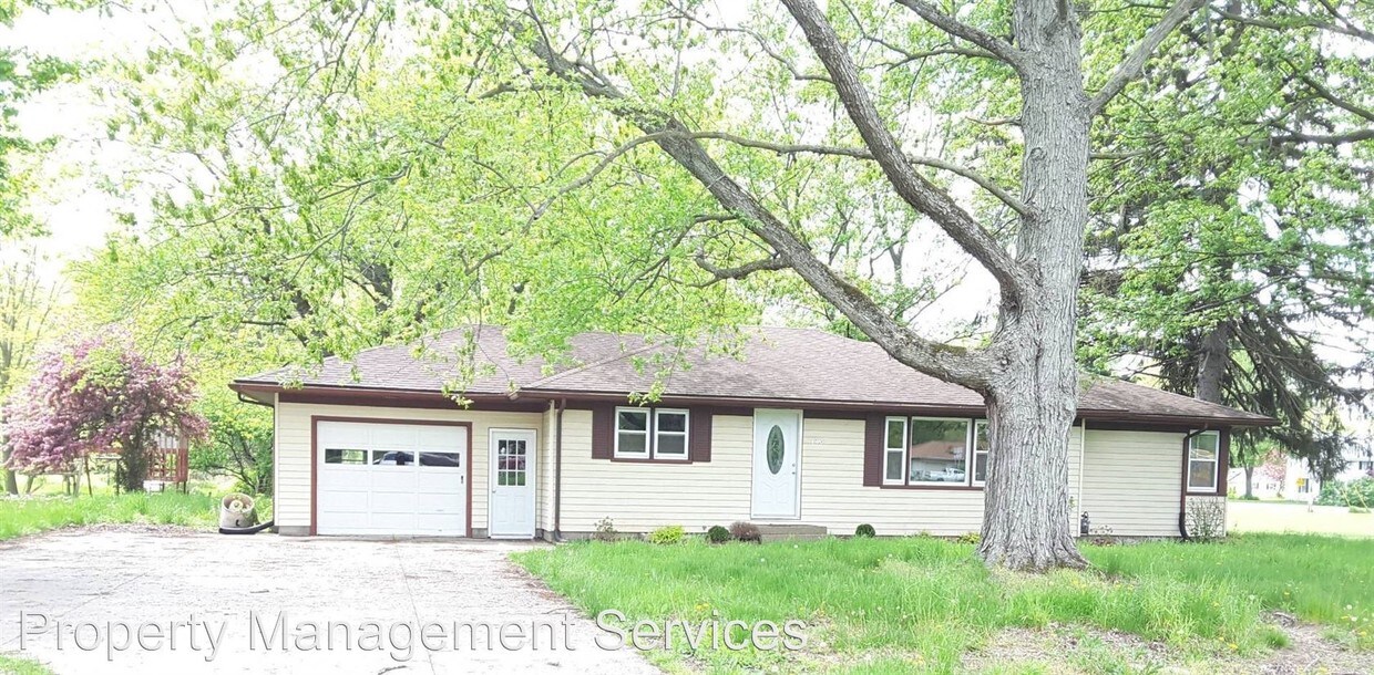 Primary Photo - 3 br, 2 bath House - 65693 SR 15