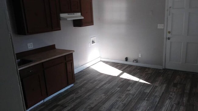 Building Photo - 332 Ridge Ave
