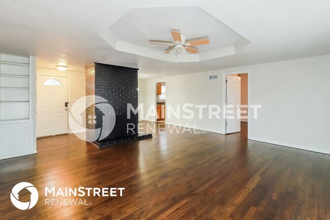 Foto del edificio - 6412 N Forest Ave