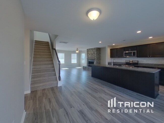 Building Photo - 648 Ridgeville Crossing Dr