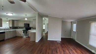 Building Photo - 23 Andreasen Dr
