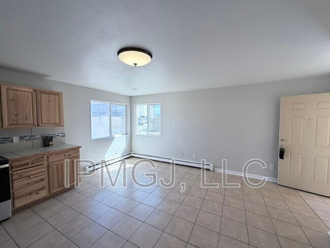 Foto del edificio - 3246.5 Downey Ct