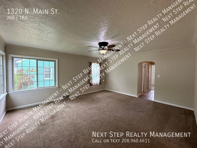 Foto del edificio - 2 Bed 1 Bath - Old Town Meridian NO SECURI...