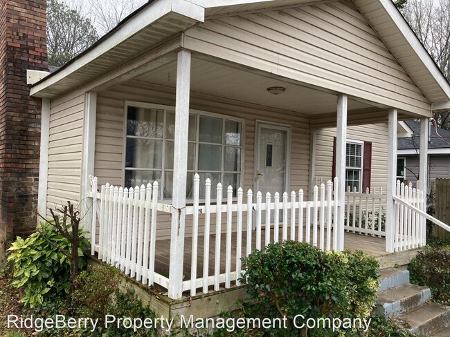 Building Photo - 2 br, 1 bath House - 7 Paris Dr. SW