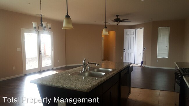 Foto del edificio - 4 br, 2 bath House - 1010 N Sumter Ct