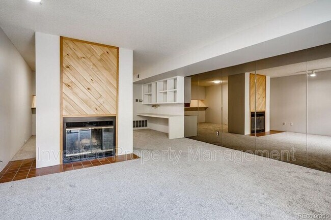 Photo - 540 S Forest St Apartment