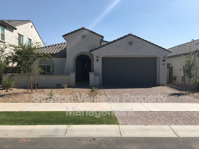 Foto del edificio - 9657 E Thornbush Ave