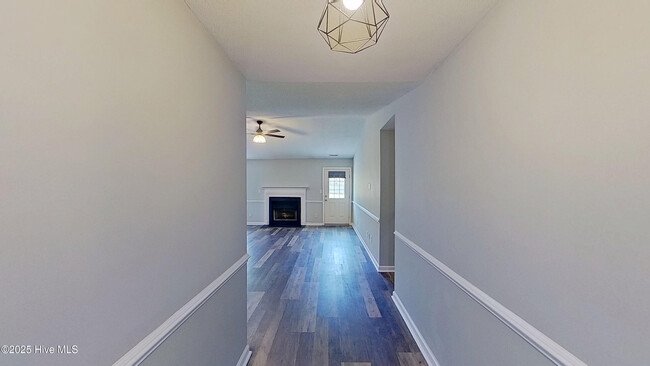 Foto del edificio - 109 Marshall Farm Rd