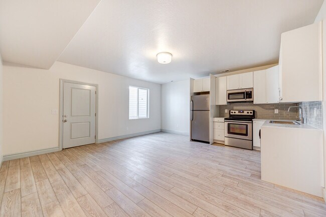 Foto del edificio - 11036 Albion Pass Ct