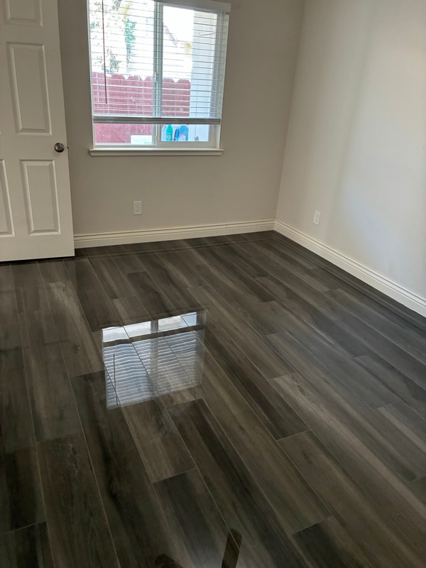 Building Photo - 1209 Center Ln