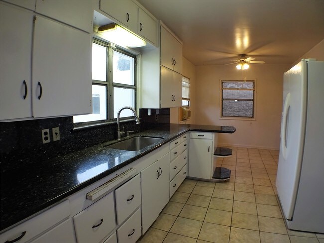 Foto del edificio - 173 Connors Ave
