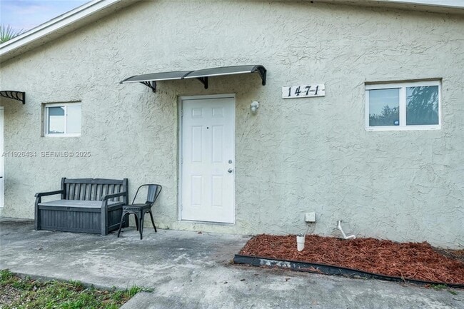 Foto del edificio - 1472 SW 44th Ave