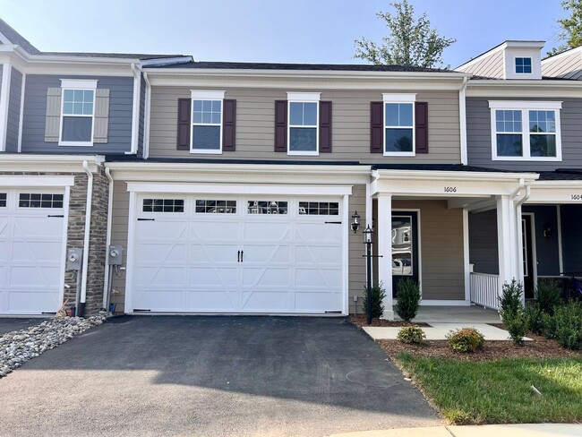 Building Photo - 1606 Koch Ct