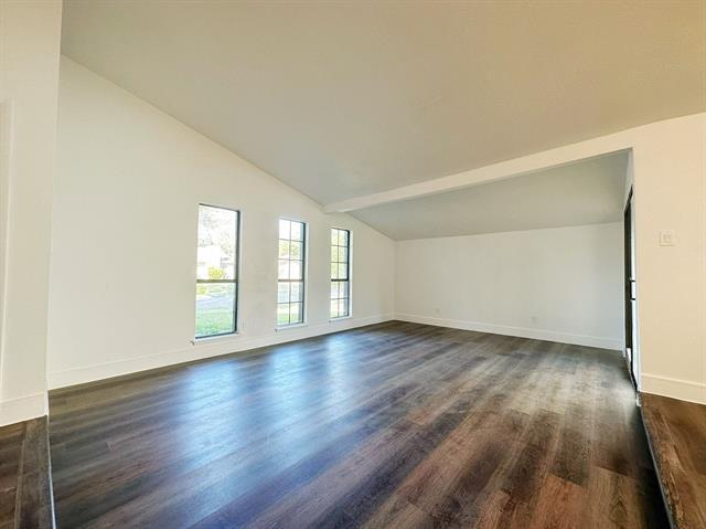 Foto del edificio - 3034 Housley Dr