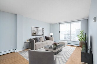 Building Photo - 725-715 15 Ave SW