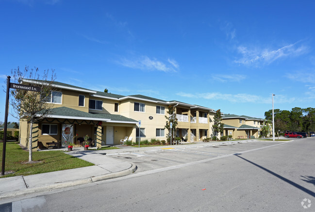 Foto del edificio - Eden Garden Apartments