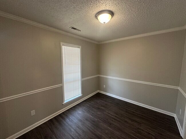 Building Photo - 4458-4457 7 Valley Cove