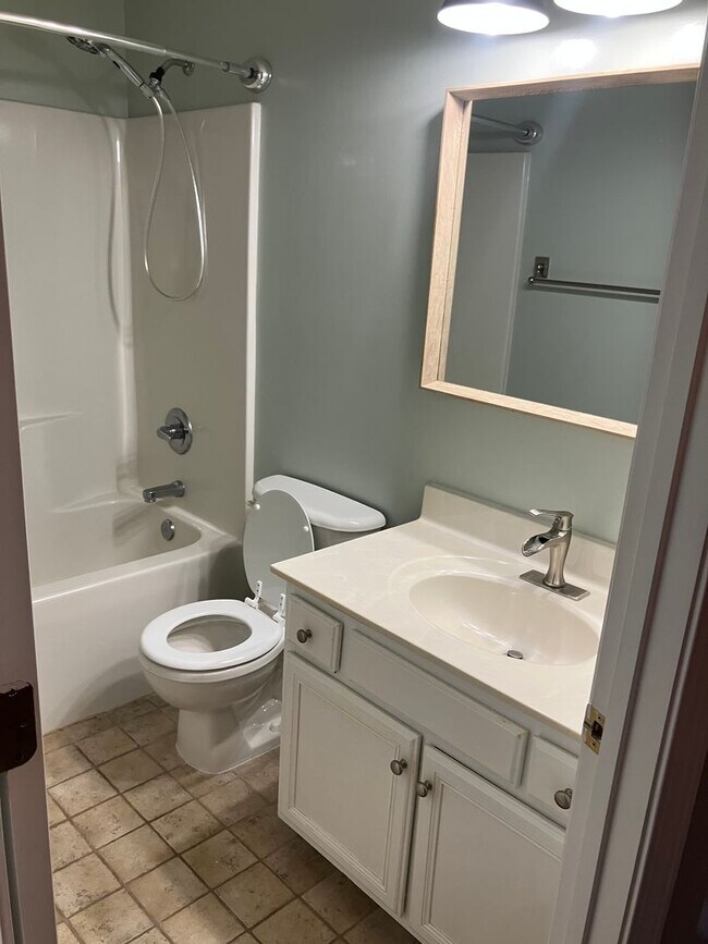 Foto del edificio - 5950 Bluestem Cir