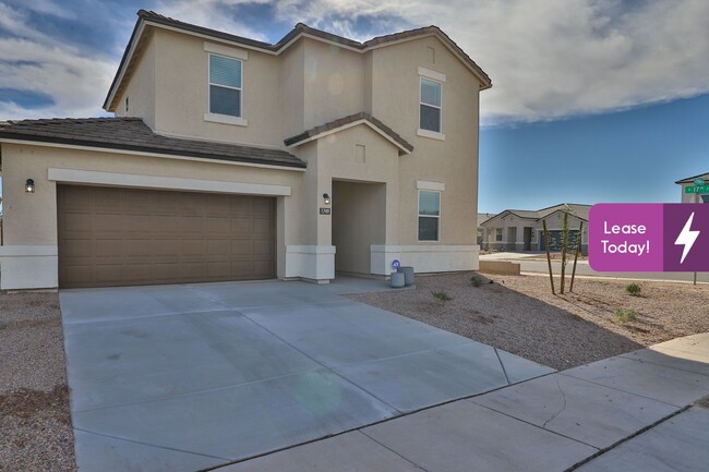Building Photo - 1749 W Pinkley Ave