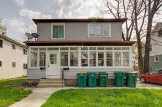 Building Photo - 310 Dewey St