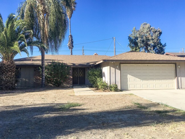 Building Photo - 41780 Shady Ln