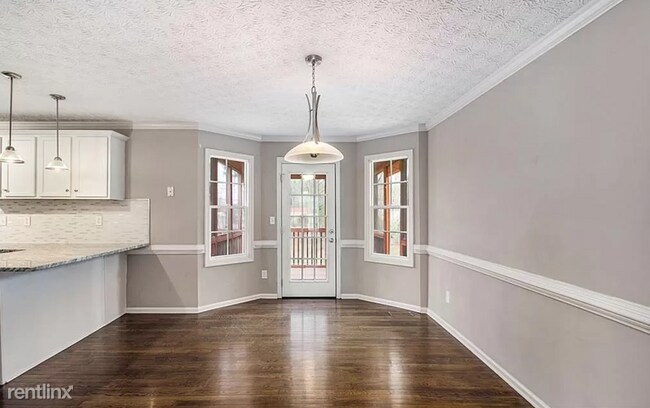 Building Photo - 5 br, 2 bath House - 228 Spring Dale Lane