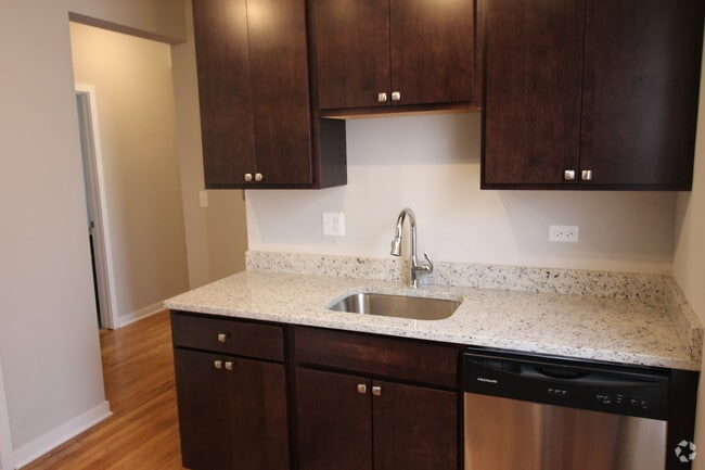 Building Photo - 4817 N Christiana Ave