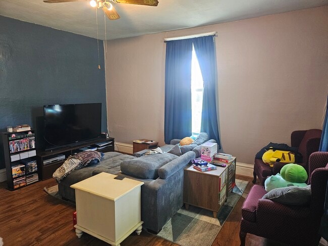 Living Room - 3092 Brimstone Rd