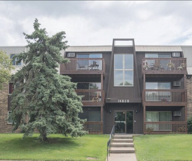 Building Photo - 14620 Garrett Ave