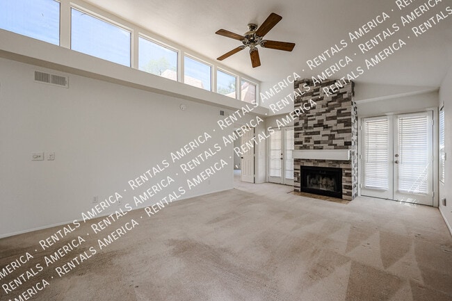 Building Photo - 636 N Cathy Ct