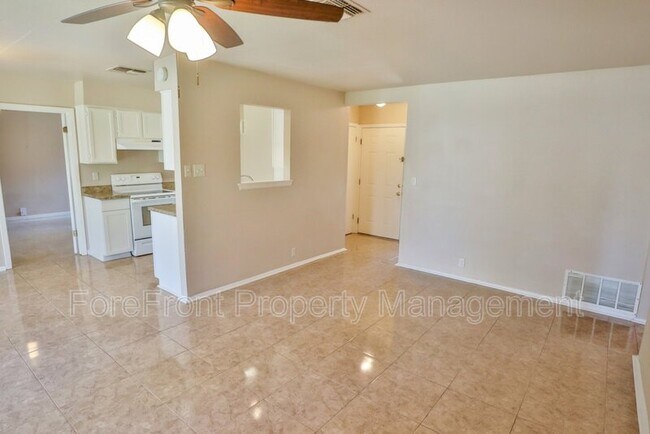 Building Photo - 5847 Cliffmont Dr