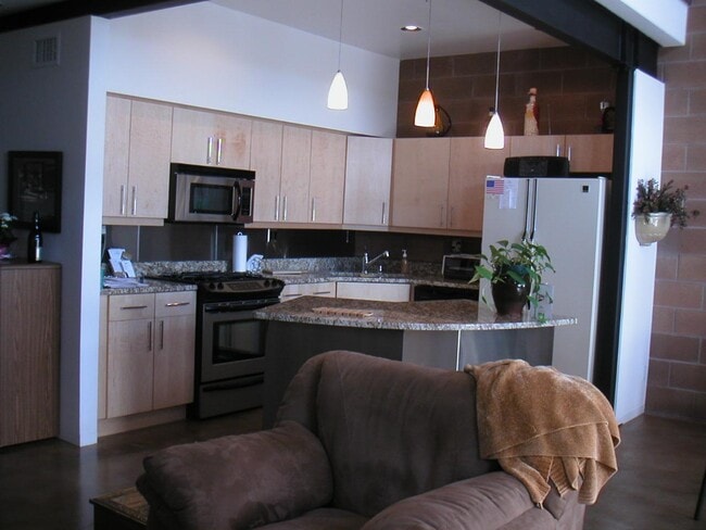 Building Photo - 4323 Prairie Loft Way NE