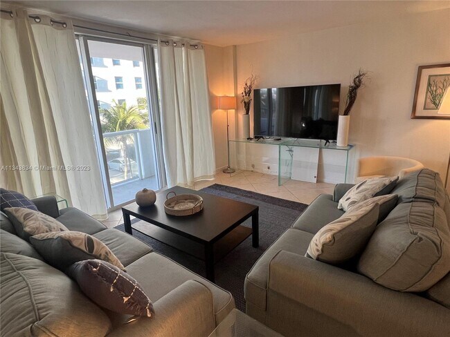 Foto del edificio - 9195 Collins Ave