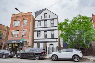 Building Photo - 2102 N Damen Ave