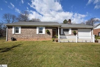 Building Photo - 17 A Owens Rd