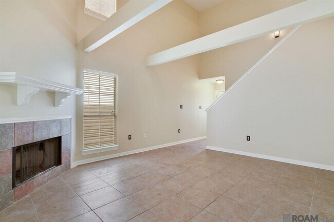 Building Photo - 5156 Stumberg Ln