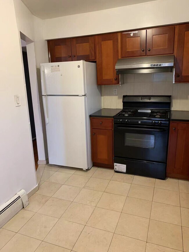 13640 60th Ave Unit 3, Flushing, NY 11355 Apartments in Flushing, NY