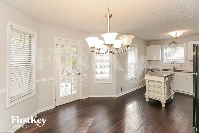 Foto del edificio - 73 Brandon Woods Cir