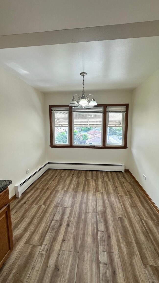 Foto del edificio - 7177 W Addison St